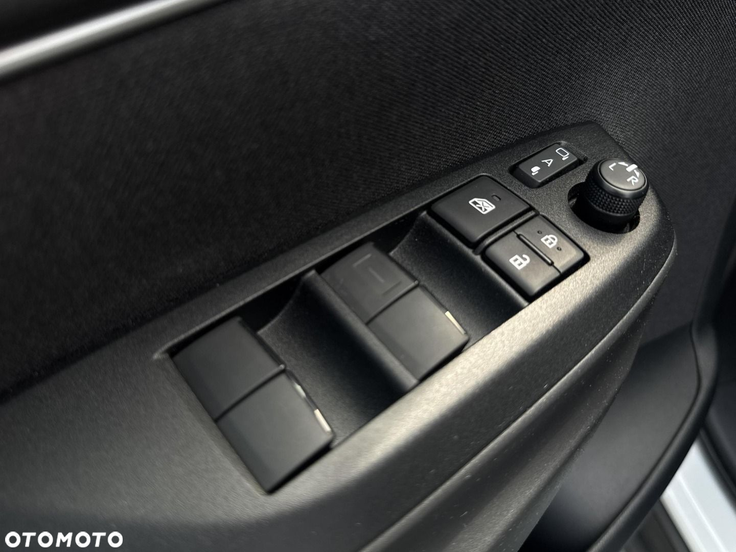Toyota Yaris Cross Hybrid 1.5 Style AWD - 29