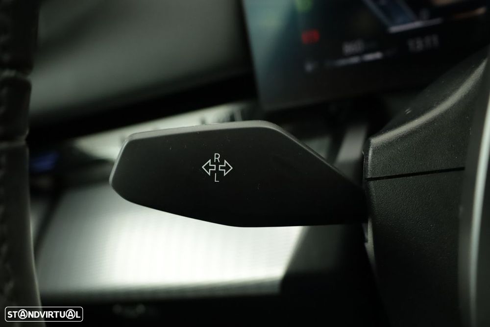 BMW 520 d Pack Desportivo M - 17