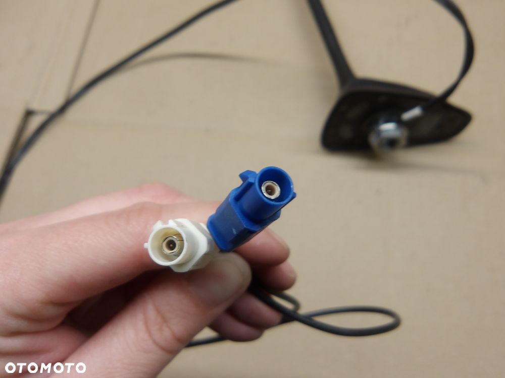 RENAULT GRAND SCENIC III 1.6 DCI ANTENA DACHOWA - 3