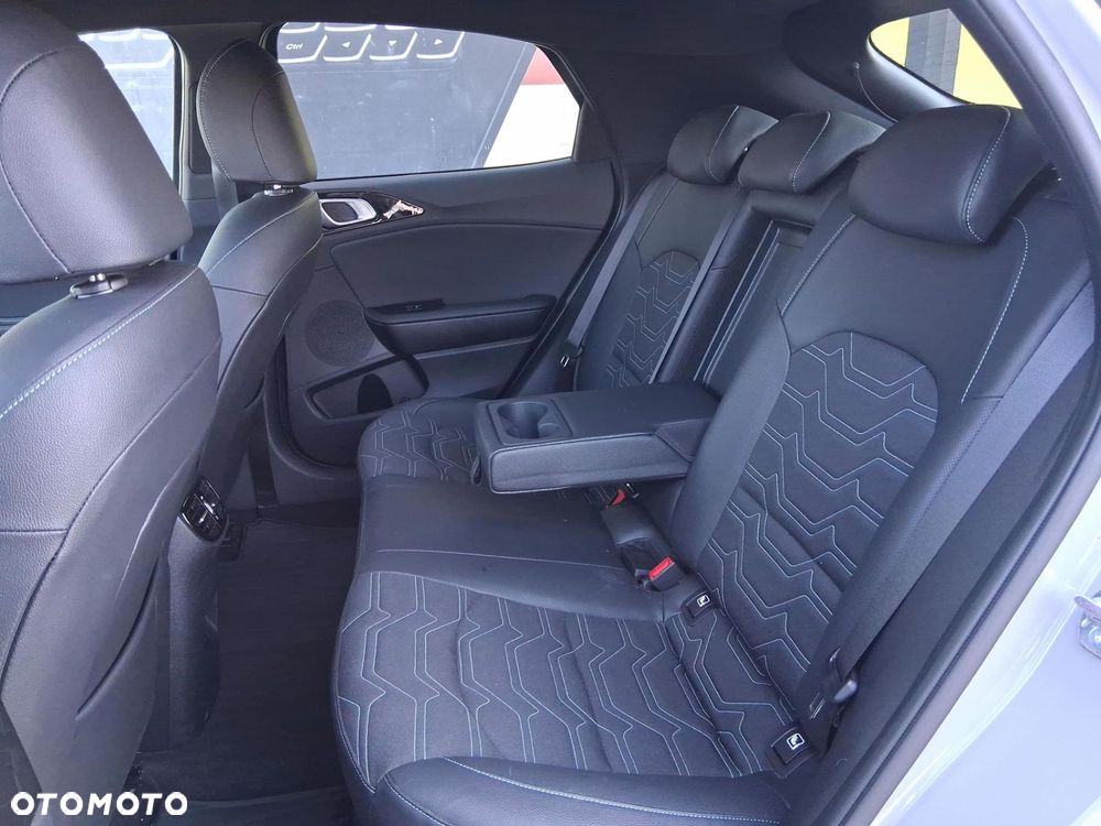 Kia XCeed 1.6 T-GDI Tribute DCT - 16