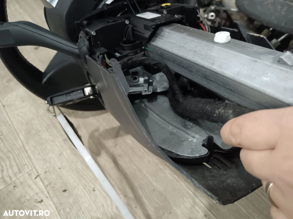 CONTACT CU CHEIE SEAT TOLEDO 2012-2019