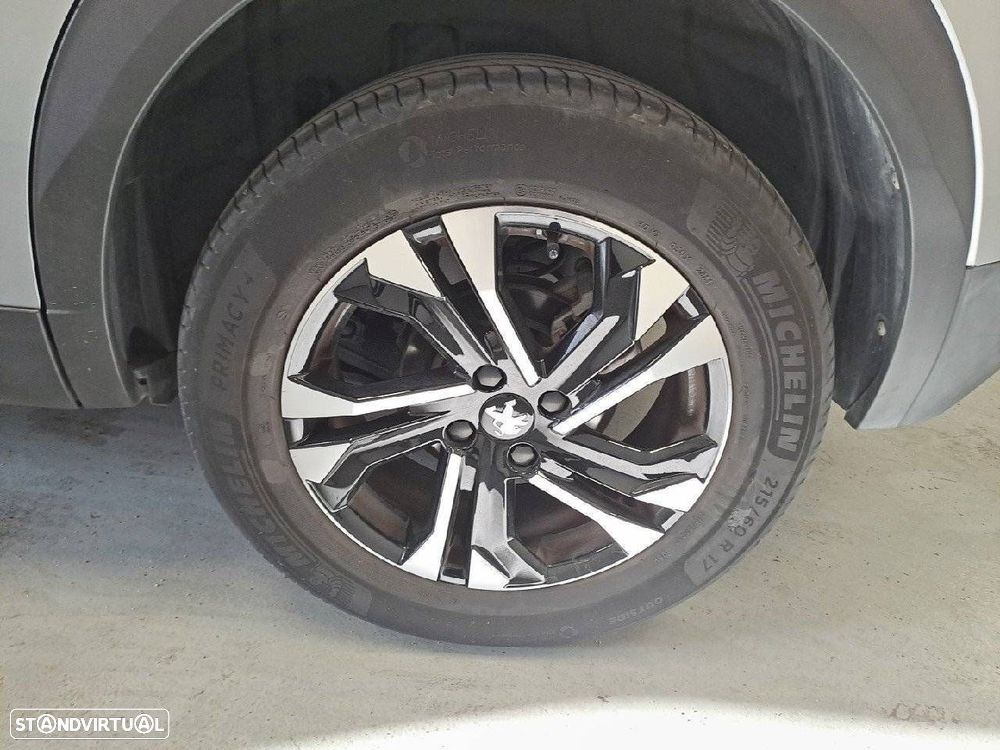 Peugeot 2008 1.5 BlueHDi GT - 11