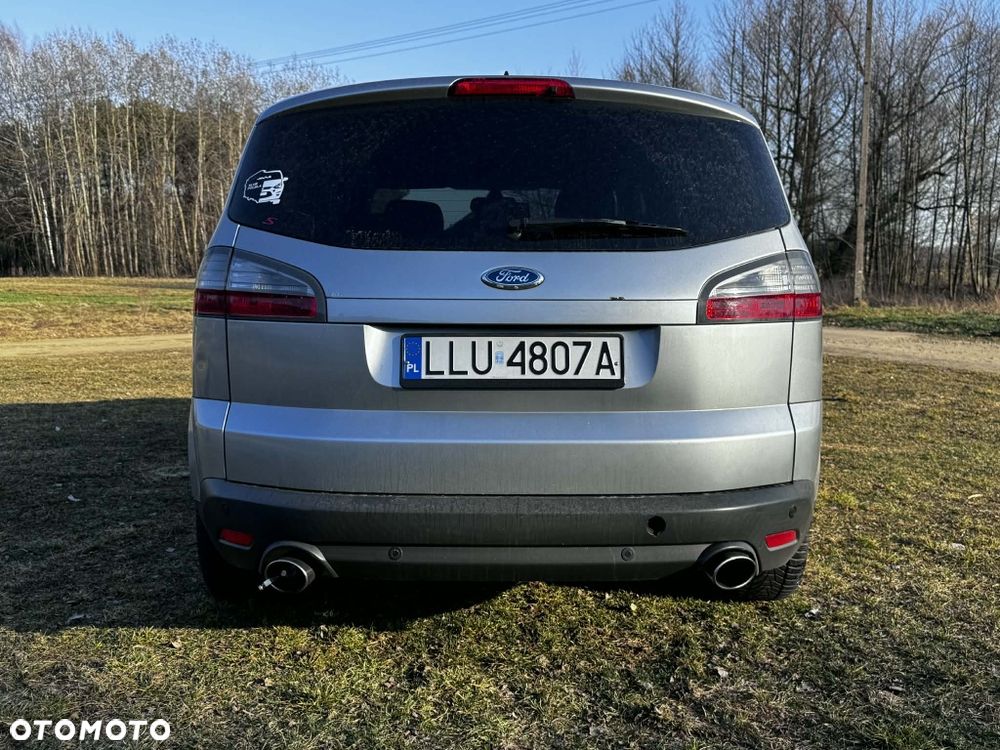 Ford S-Max - 8