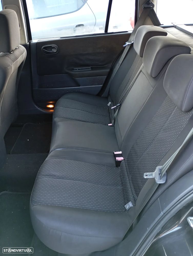 Renault Mégane Break 1.9 dCi L Dynamique - 8