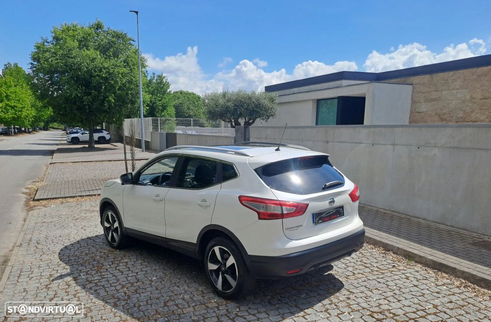 Nissan Qashqai 1.5 dCi N-Connecta 18 - 5