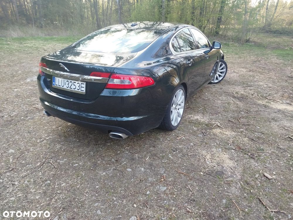 Jaguar XF 3.0 V6 D Luxury - 3