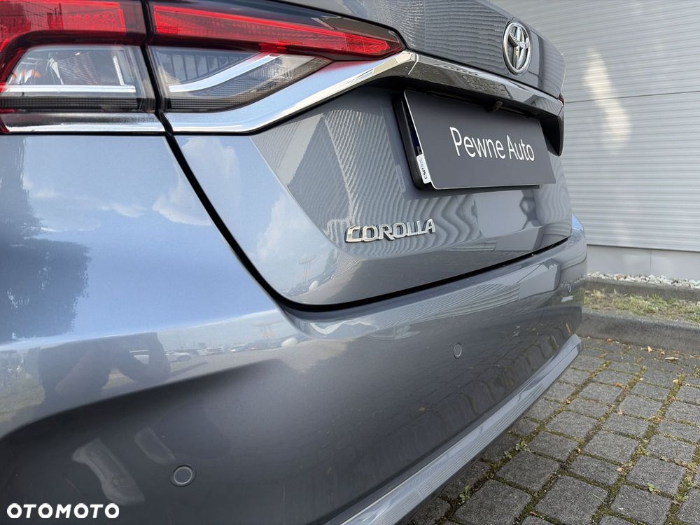 Toyota Corolla - 22