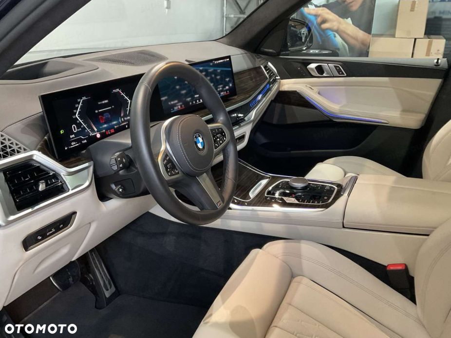BMW X7 xDrive40d mHEV M Sport sport - 11