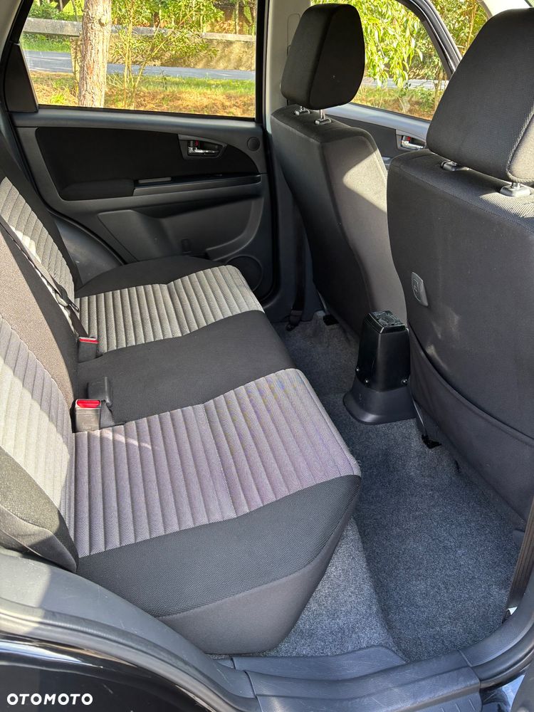 Suzuki SX4 1.6 Comfort - 12