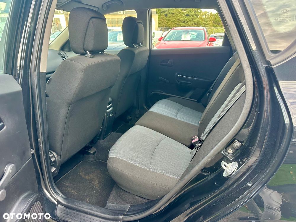 Kia Ceed 1.6 Crdi Comfort + - 25