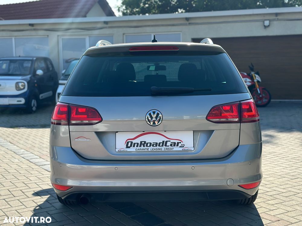 Volkswagen Golf 1.6 TDI BlueMotion Technology Lounge - 14