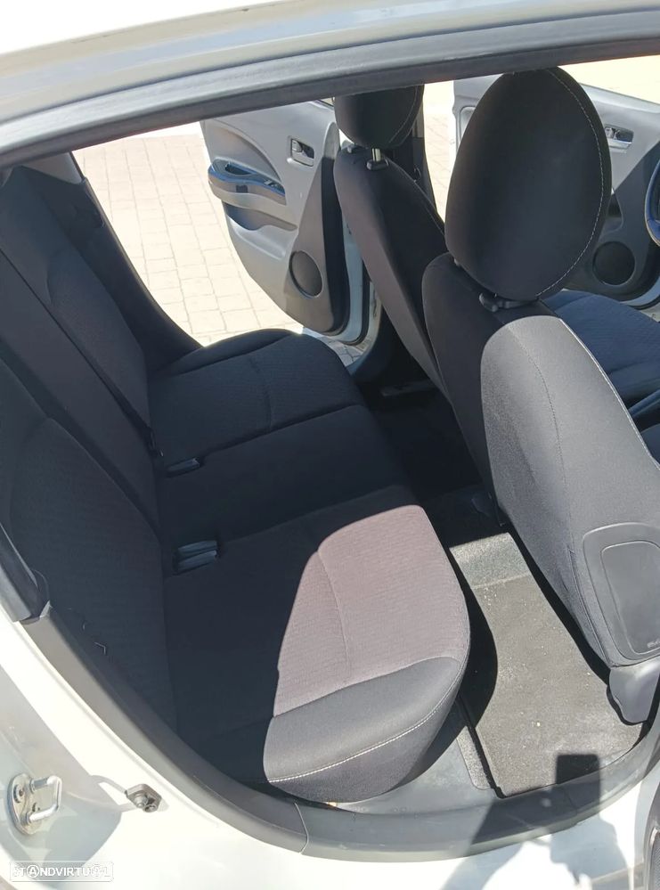 Mitsubishi Space Star 1.2 Intense - 7