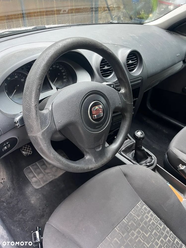 Seat Ibiza SC 1.4 16V Entry - 9
