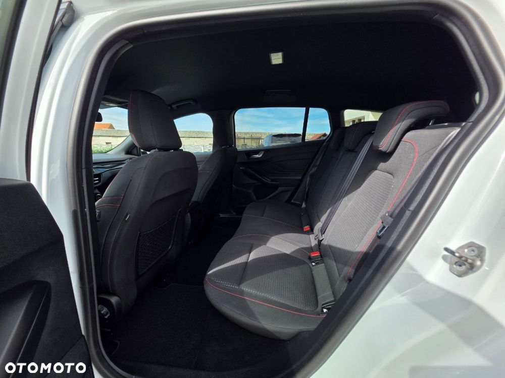 Ford Focus - 20