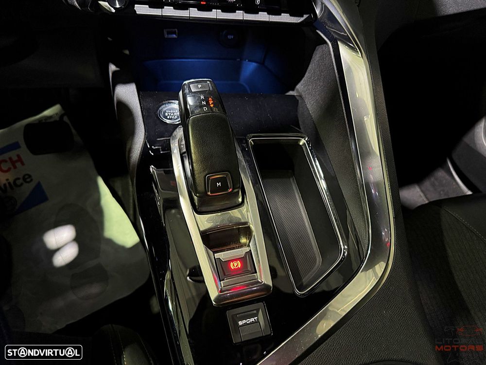 Peugeot 3008 1.2 PureTech GT Line EAT8 - 28