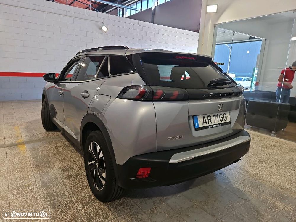 Peugeot 2008 1.2 PureTech Allure - 2