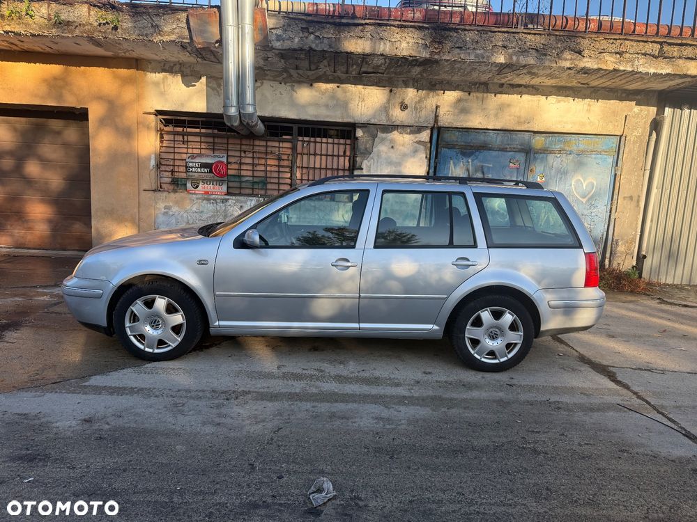 Volkswagen Bora Variant 1.6 - 14