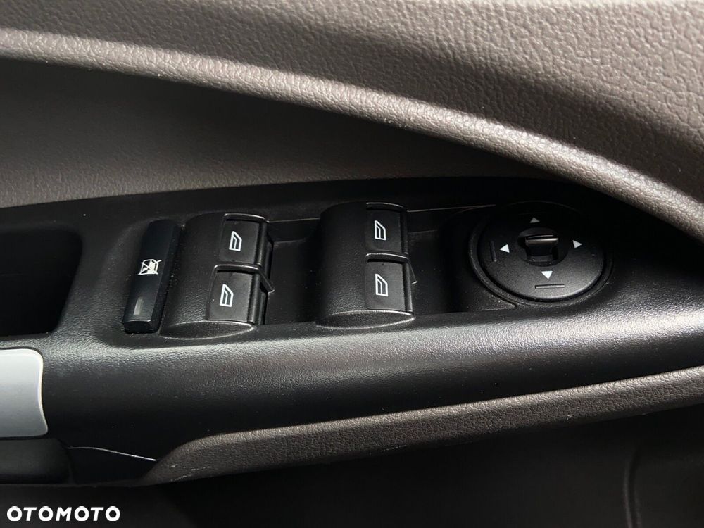 Ford Transit Connect - 26