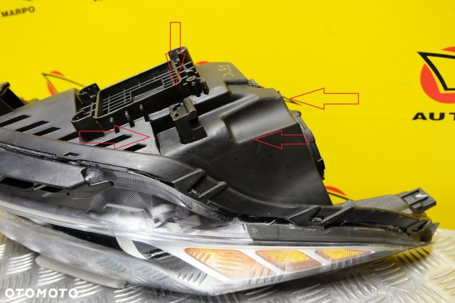 KIA OPTIMA 2015- REFLEKTOR LAMPA ZWYKŁA SOCZEWKOWA Z LED R USA - 14