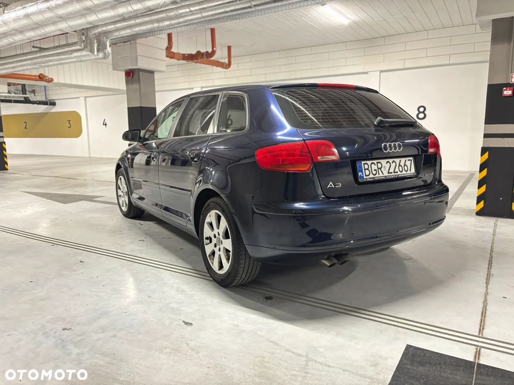 Audi A3 Sportback 1.9 TDI DPF Attraction - 3