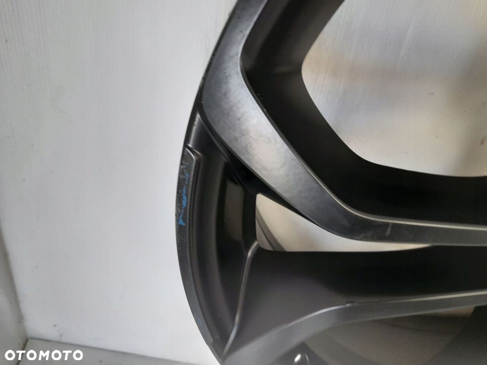 Felga aluminiowa Renault 6.5" x 20" 5x114.3 ET33 - 3