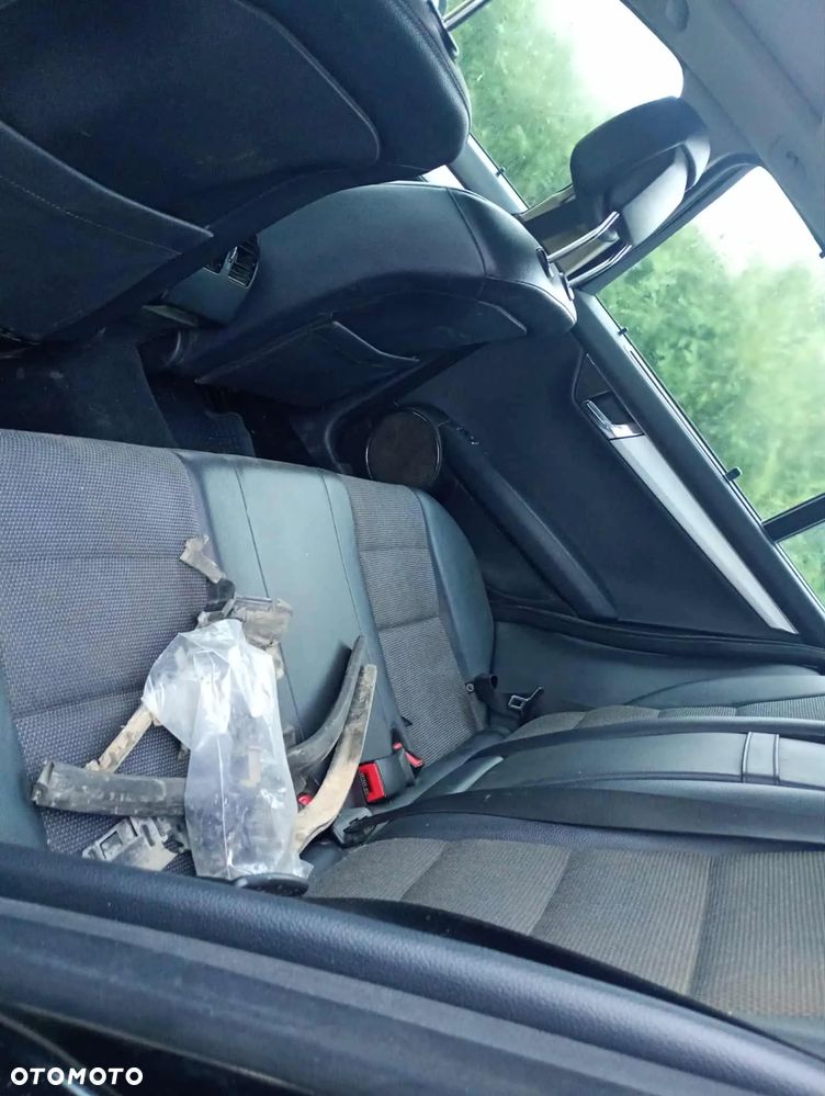 Mercedes-Benz Klasa C 200 T CDI DPF Avantgarde - 7