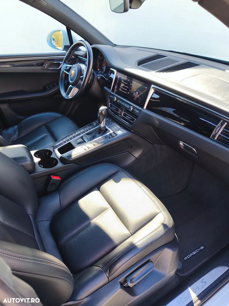Porsche Macan S - 23