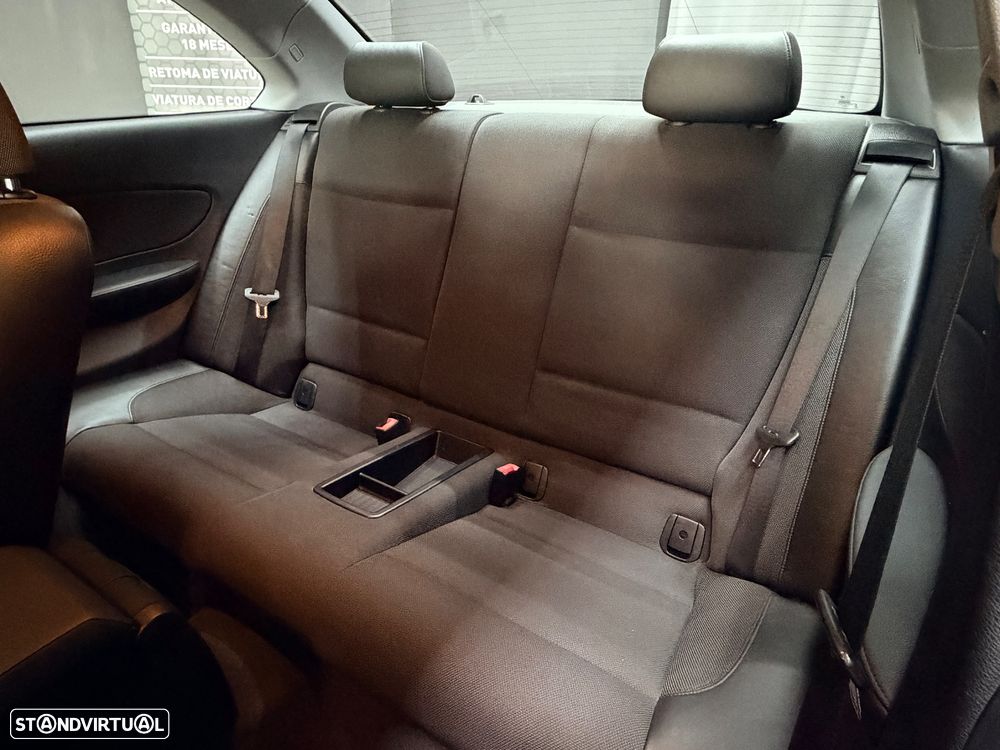 BMW 120 d Limited Edition Lifestyle c/ M Sport Pack - 20