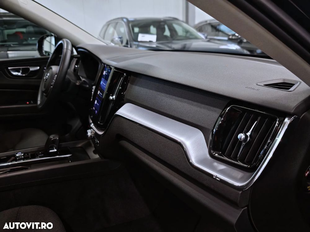 Volvo XC 60 T6 AWD Recharge Geartronic Inscription - 11