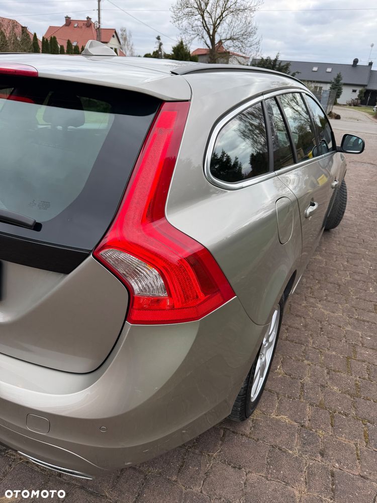 Volvo V60 D4 - 11