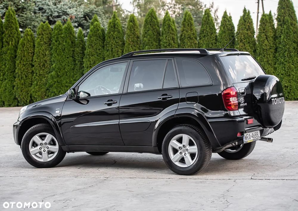Toyota RAV4 - 7