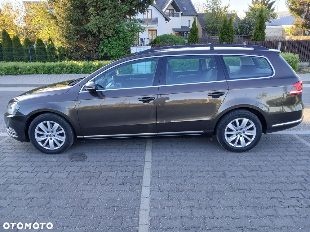 Volkswagen Passat 1.6 TDI Comfortline - 8