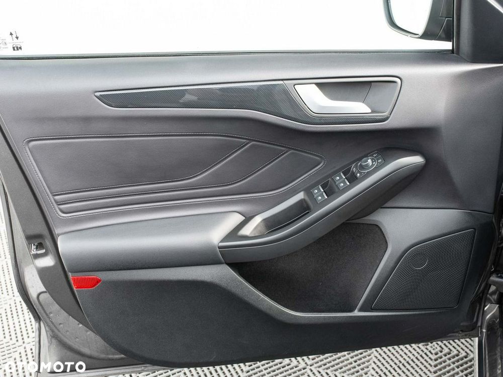 Ford Focus - 10