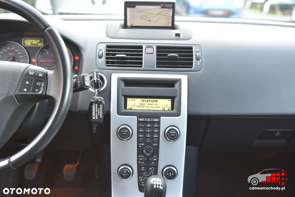 Volvo V50 - 25