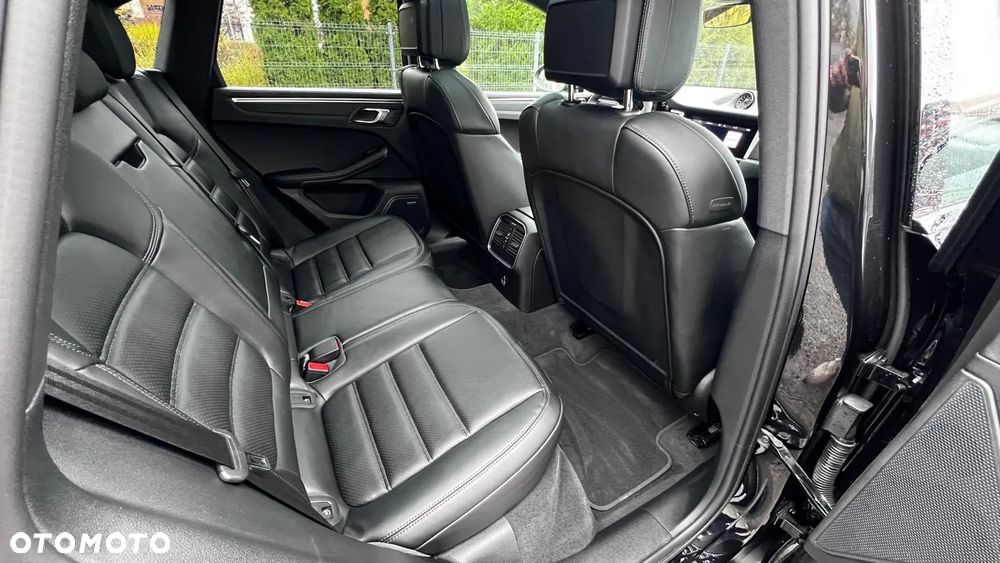 Porsche Macan T - 23