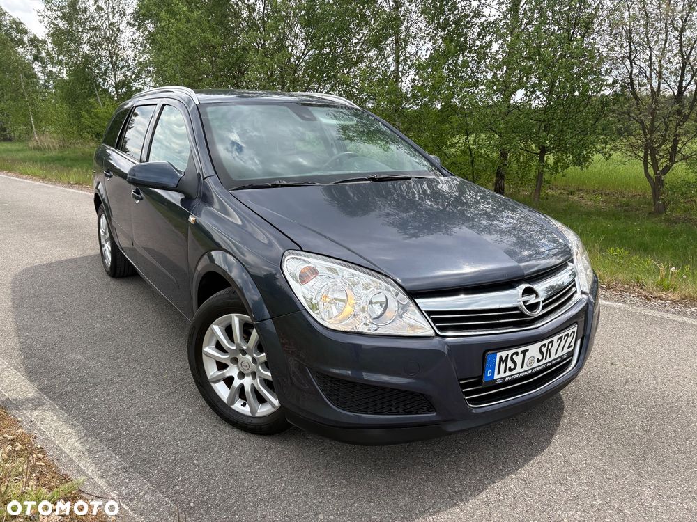 Opel Astra 1.6 Color Edition - 9