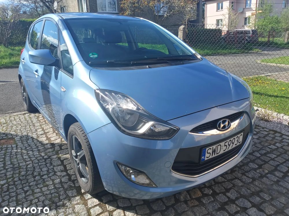 Hyundai ix20 1.6 CRDi UEFA EURO 2012 Edition - 1