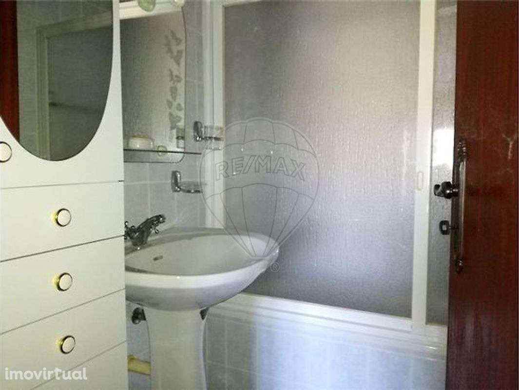 Moradia T2 para venda - Grande imagem: 3/12