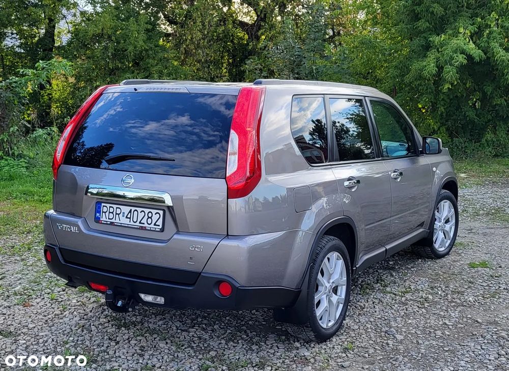 Nissan X-Trail 2.0 dCi 4x4 DPF Platinum - 4