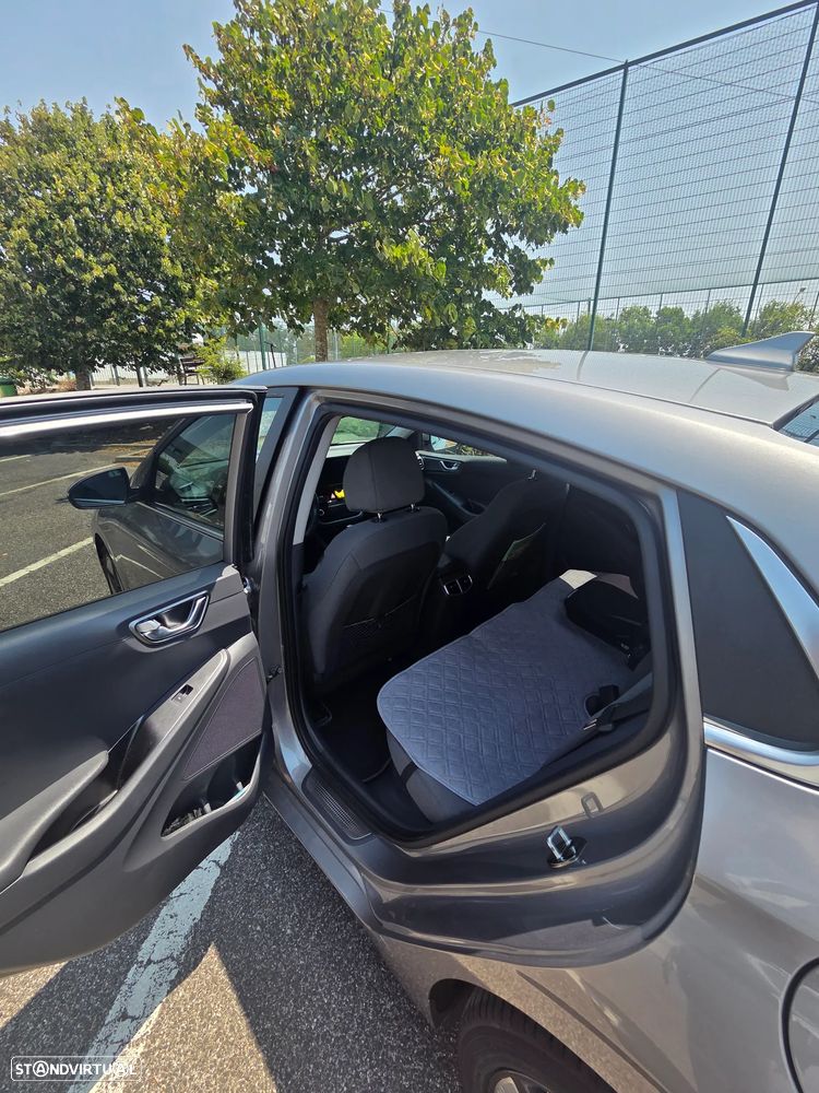 Hyundai Ioniq 1.6 GDI HEV - 10