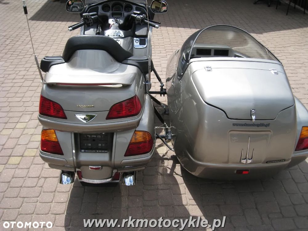 Honda GL - 24