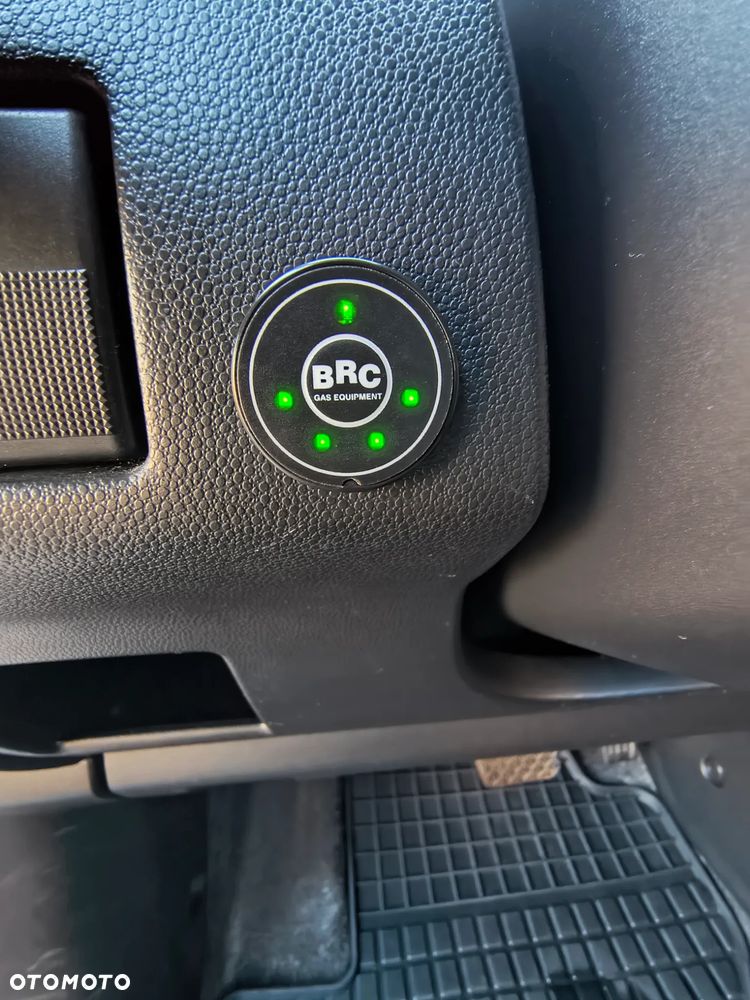 Mazda 5 - 17
