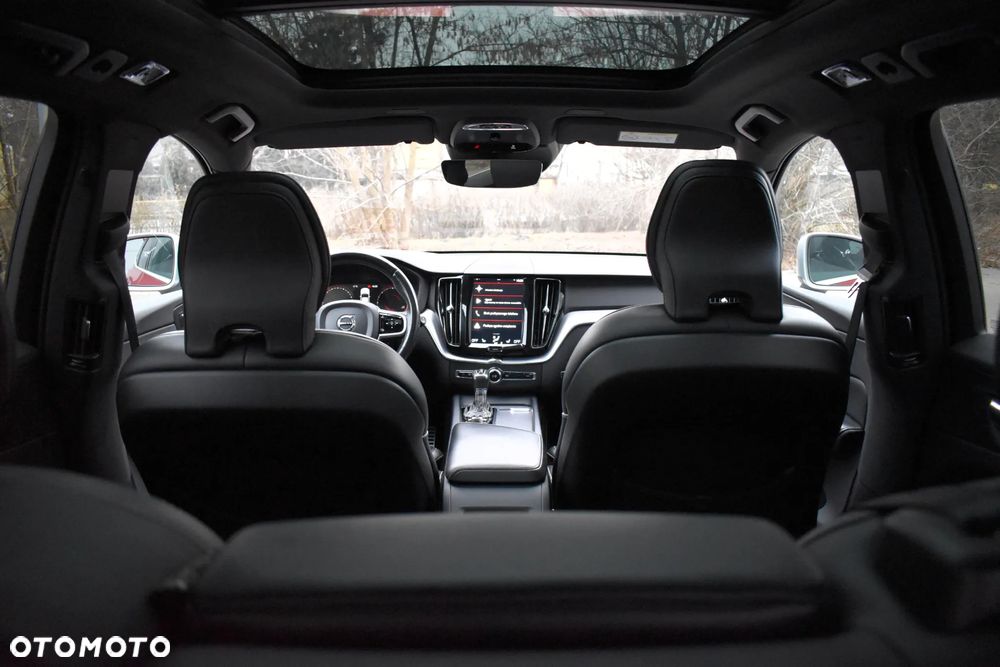 Volvo XC 60 D4 Geartronic RDesign - 13