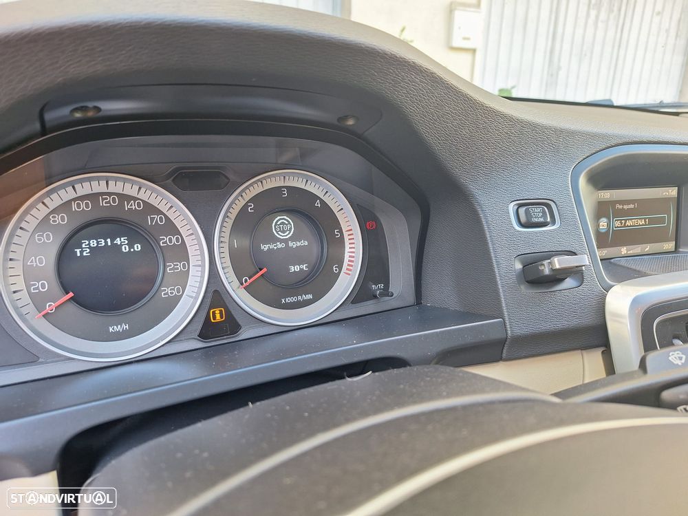 Volvo S60 2.0 D3 Summum S/S Geartronic - 7