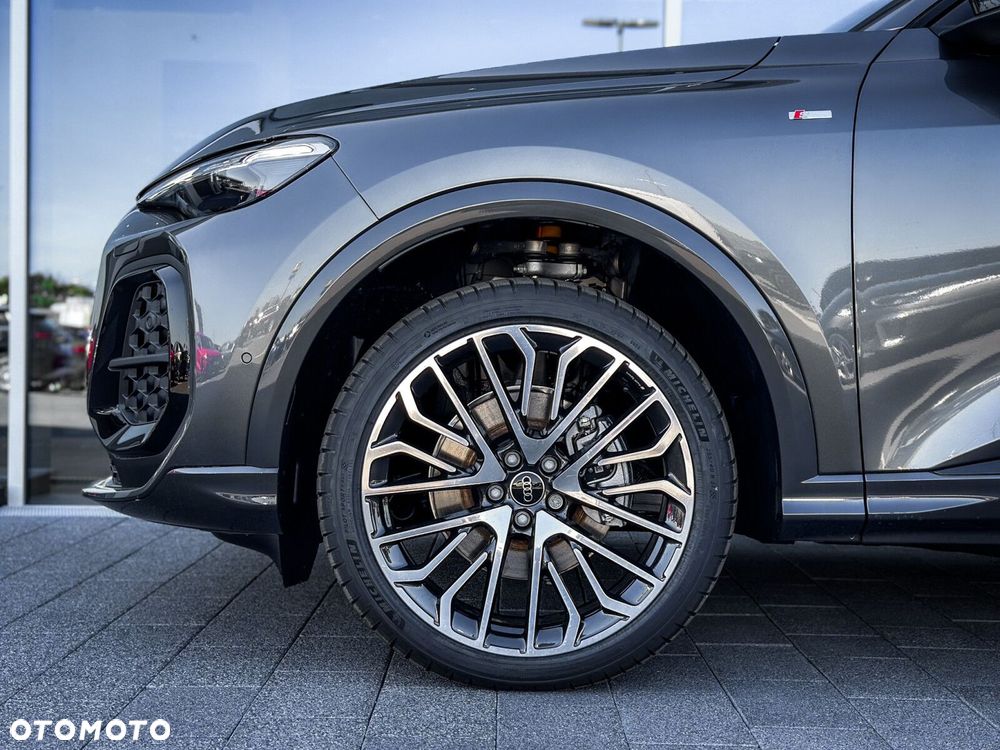 Audi Q5 Sportback - 5
