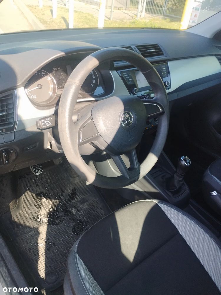 Skoda Fabia 1.0 Ambition - 8