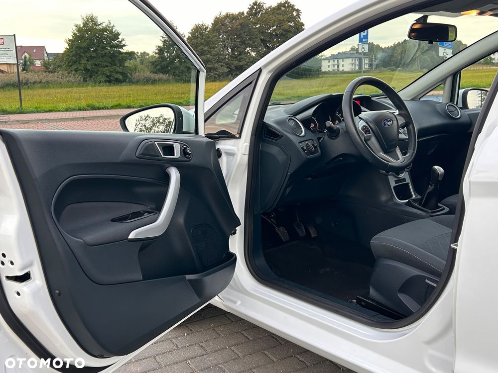 Ford Fiesta 1.25 Champions Edition - 16