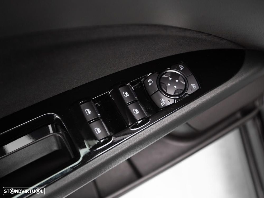 Ford Mondeo VAN 2.0  TITANIUM AUTO SW c/IVA - 11