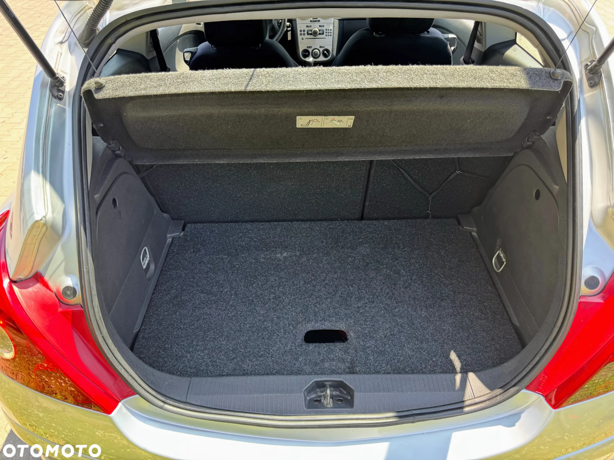 Opel Corsa - 18