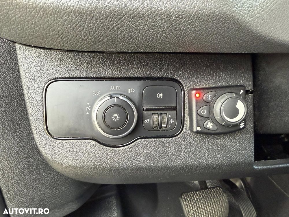 Mercedes-Benz Sprinter - 11